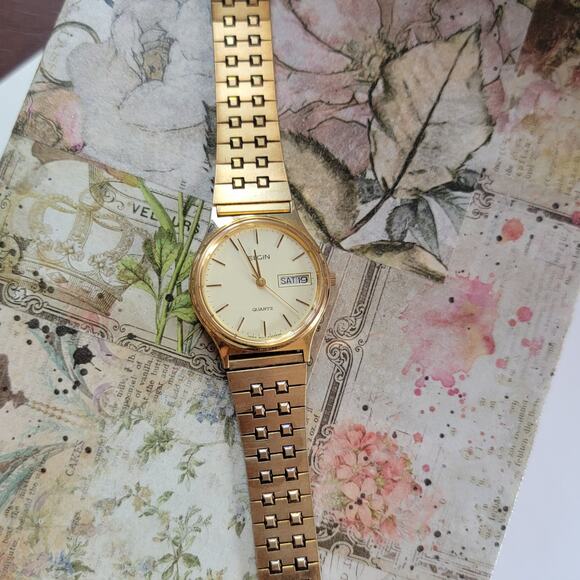 Vintage Watches Elgin Gold Tone Quartz Day Date Mens Dress Watch 1980s - Picture 6 of 10
